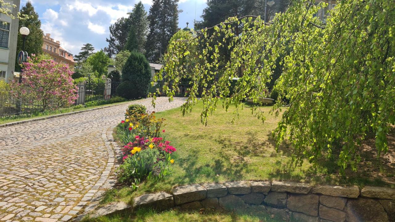 Apartmany Vila Liberty Karlovy Vary Dış mekan fotoğraf